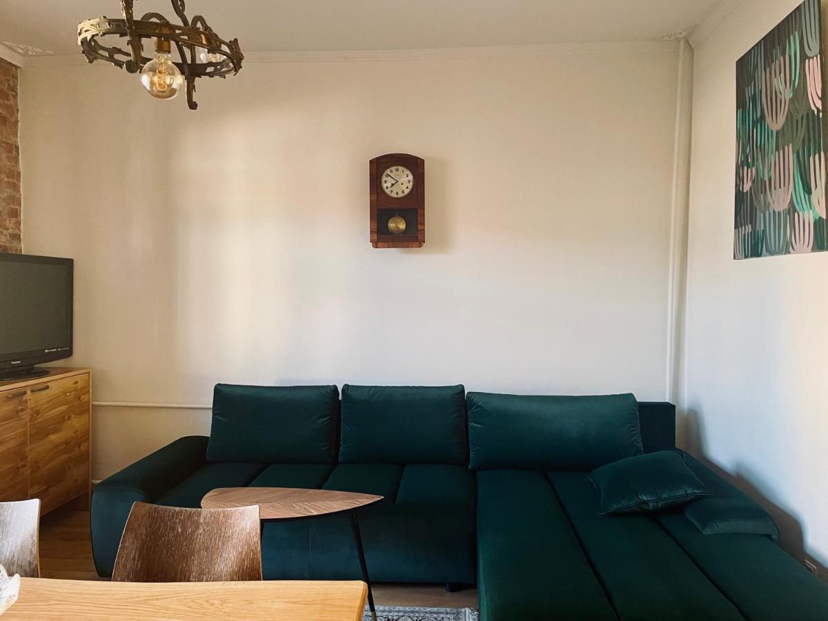 Apartamento Sophisticated Art Deco Near Sea, Centre And Parks Ventspils Exterior foto