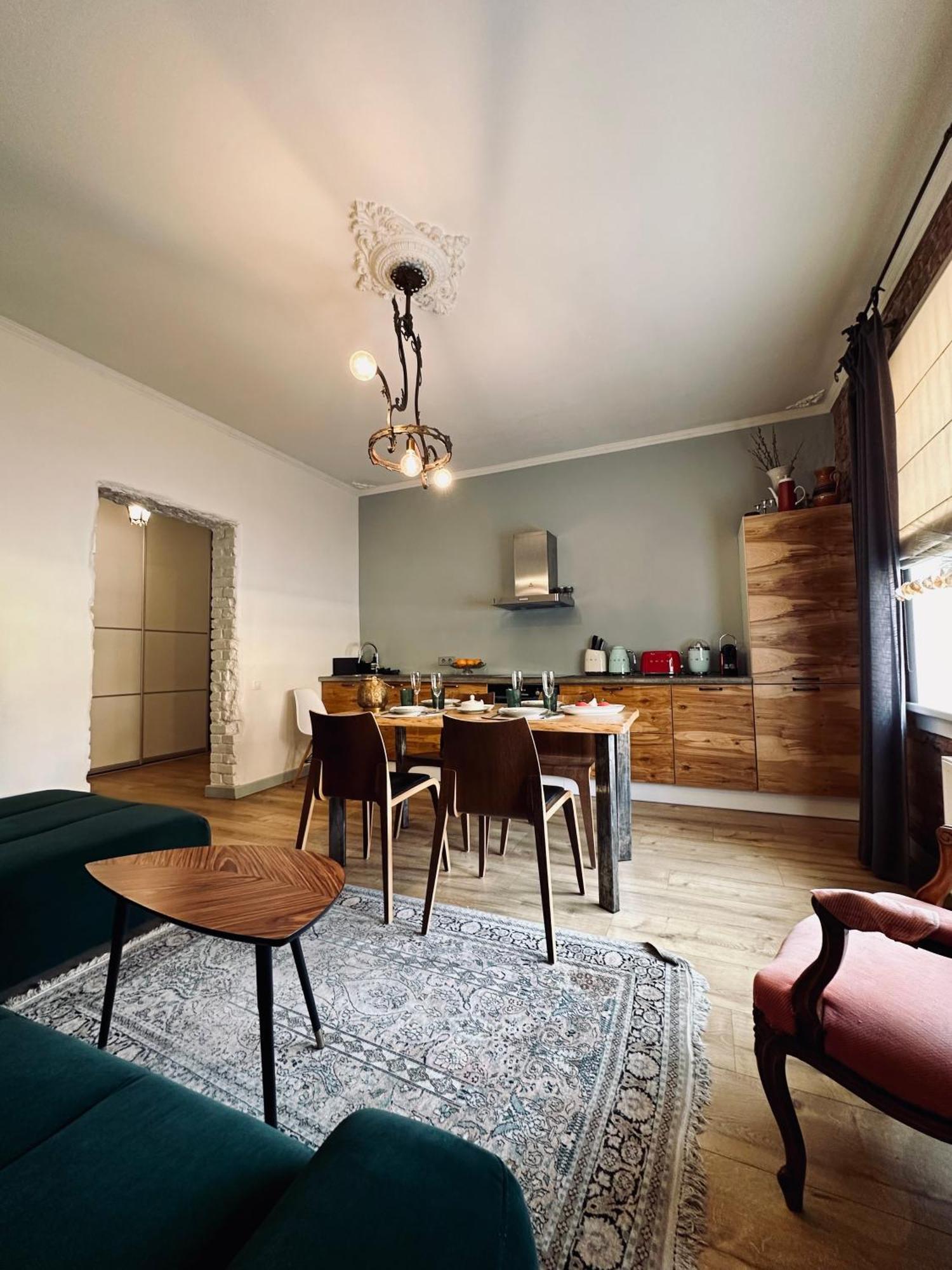 Apartamento Sophisticated Art Deco Near Sea, Centre And Parks Ventspils Exterior foto